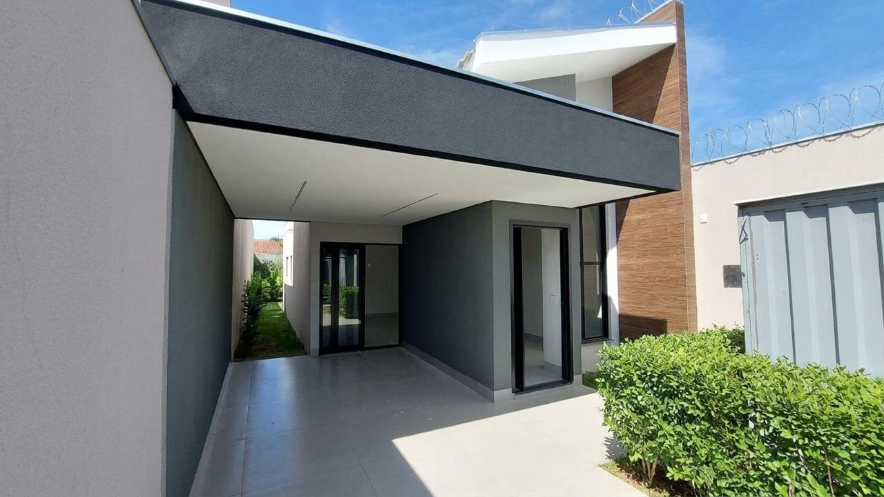 Casa com 3 quartos no Jardim Primavera